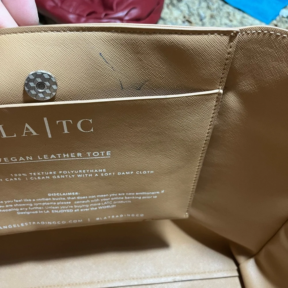 LA/TC Milano Elegant Tan vegan bag in good condition